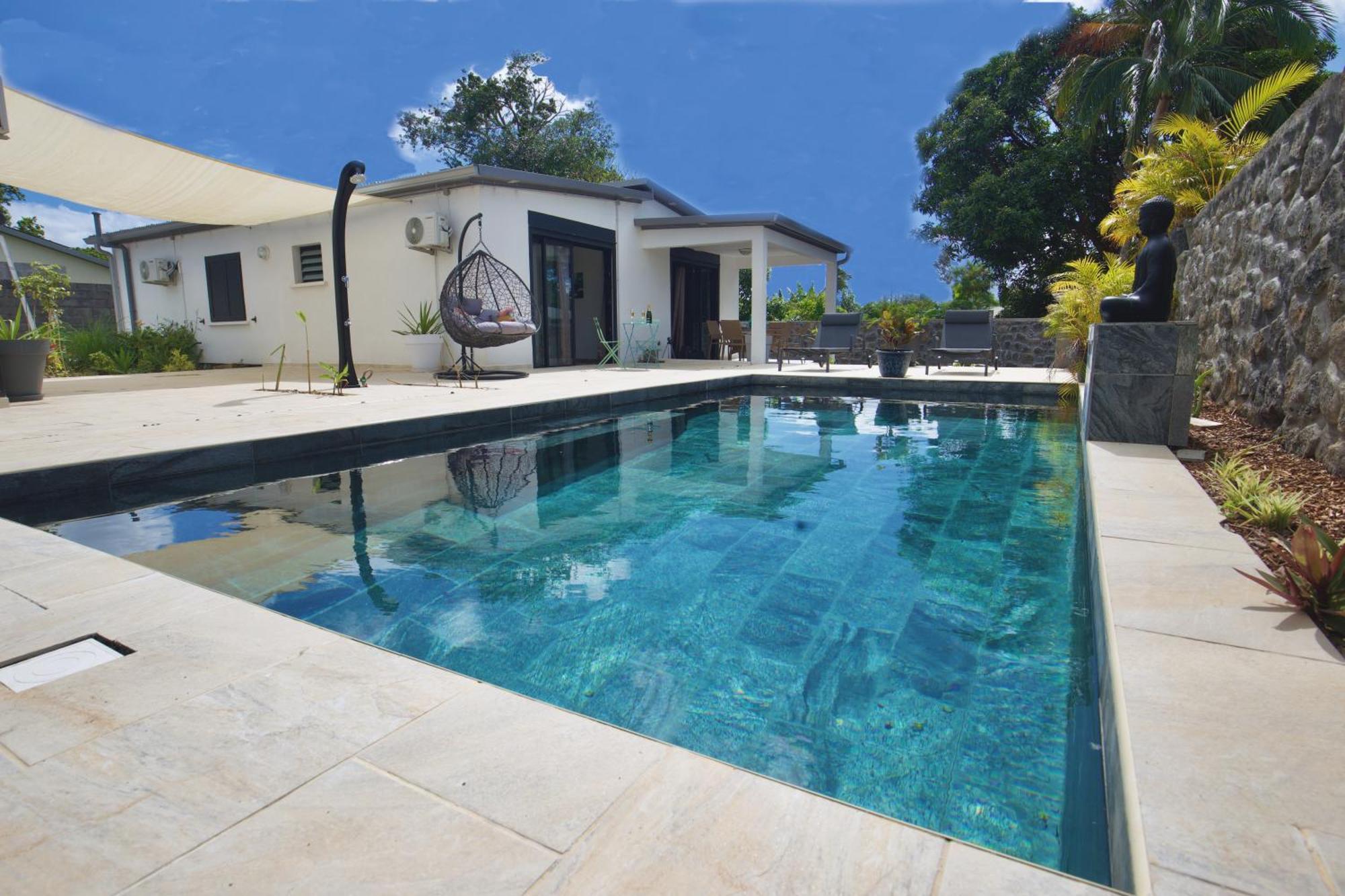 Le Beau Vallon 1- Jacuzzi Privatif Et Piscine Chauffee Partagee Saint Benoit Bagian luar foto